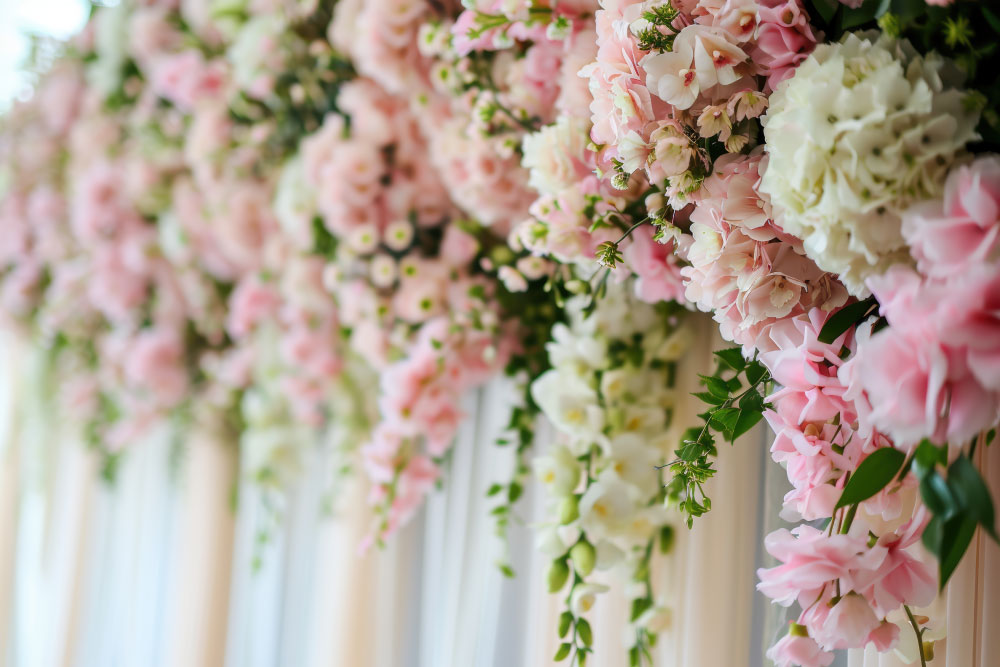 Garden-inspired wedding ceremony floral arch